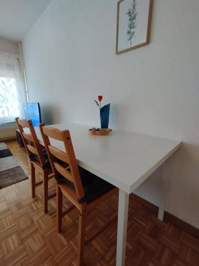 Apartament Studio, 4-7 Mins To Bern Main Station By Train Zewnętrze zdjęcie